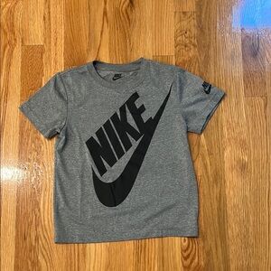 Nike Kids Grey T-Shirt
